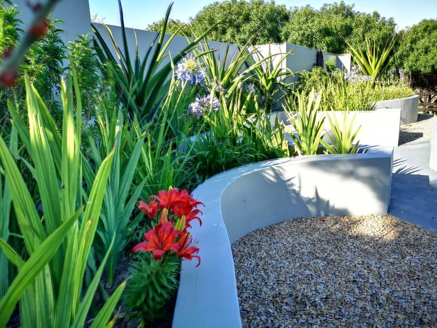 9 Bedroom Property for Sale in Olifantskop Western Cape